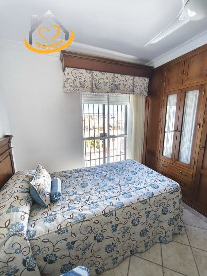 3 Zimmer Haus zu verkaufen in Lepe mit Garage - 215.000 € (Ref: 9634059)