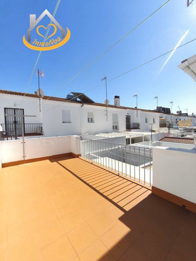 3 Zimmer Haus zu verkaufen in Lepe mit Garage - 215.000 € (Ref: 9634059)