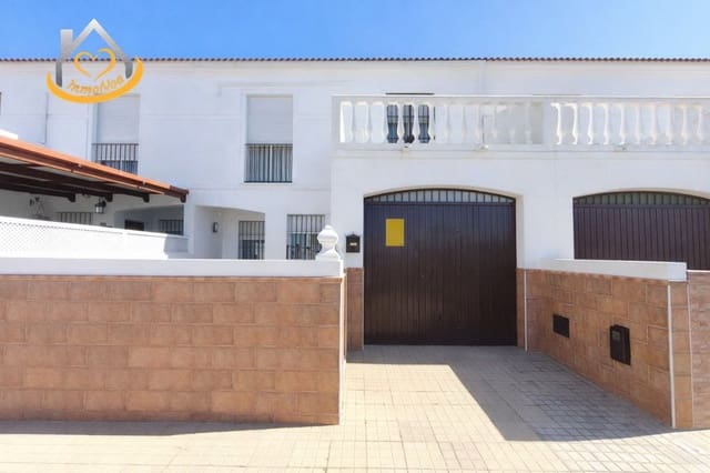 3 Zimmer Haus zu verkaufen in Lepe mit Garage - 215.000 € (Ref: 9634059)