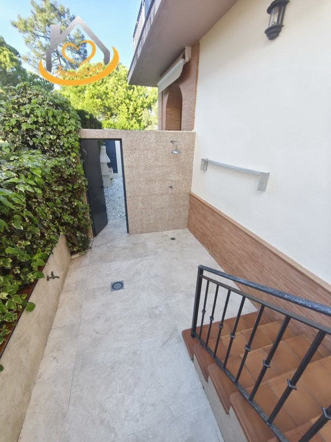 4 chambre Villa/Maison à vendre à Islantilla - 580 000 € (Ref: 9637228)