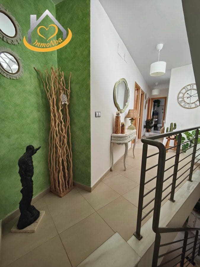 4 Zimmer Haus zu verkaufen in Lepe mit Garage - 215.000 € (Ref: 9673964)