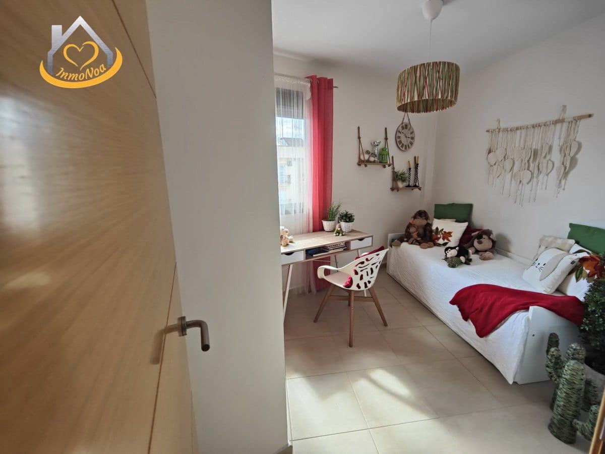 4 Zimmer Haus zu verkaufen in Lepe mit Garage - 215.000 € (Ref: 9673964)