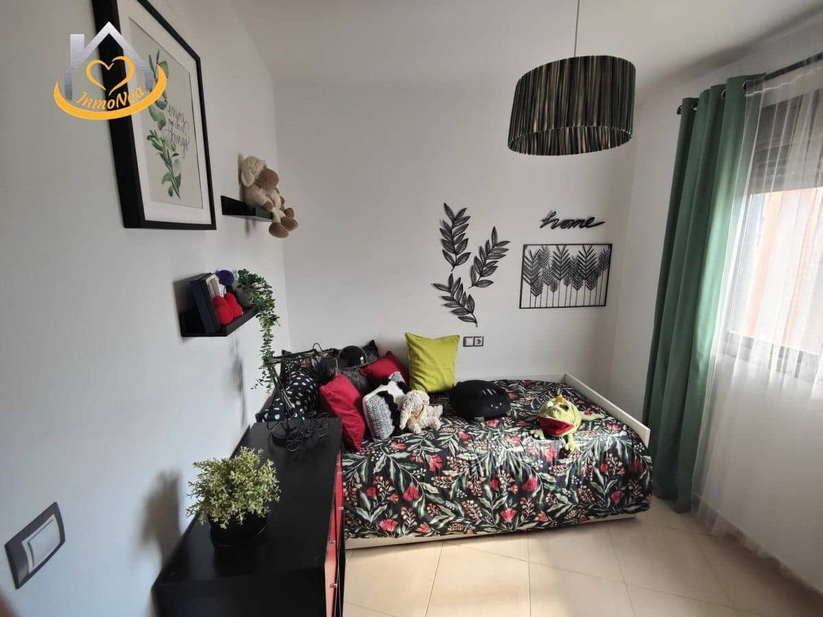 4 Zimmer Haus zu verkaufen in Lepe mit Garage - 215.000 € (Ref: 9673964)