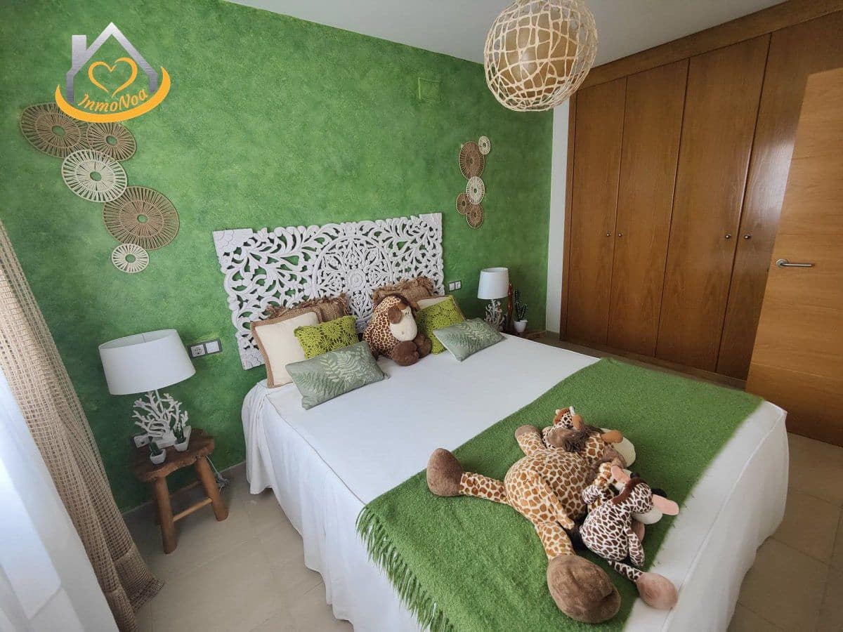 4 Zimmer Haus zu verkaufen in Lepe mit Garage - 215.000 € (Ref: 9673964)