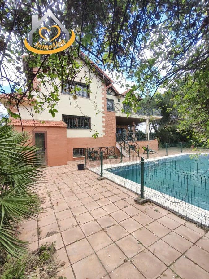 5 soveværelse Villa til salg i Aljaraque - € 530.000 (Ref: 9780265)