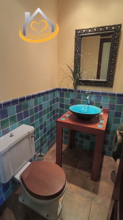 5 soveværelse Villa til salg i Aljaraque - € 530.000 (Ref: 9780265)