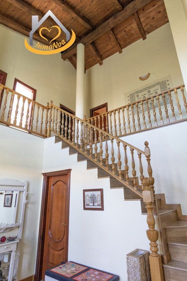 5 soveværelse Villa til salg i Aljaraque - € 530.000 (Ref: 9780265)