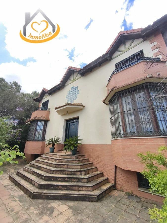 5 soveværelse Villa til salg i Aljaraque - € 530.000 (Ref: 9780265)