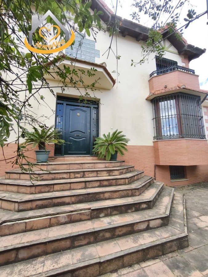 5 soveværelse Villa til salg i Aljaraque - € 530.000 (Ref: 9780265)