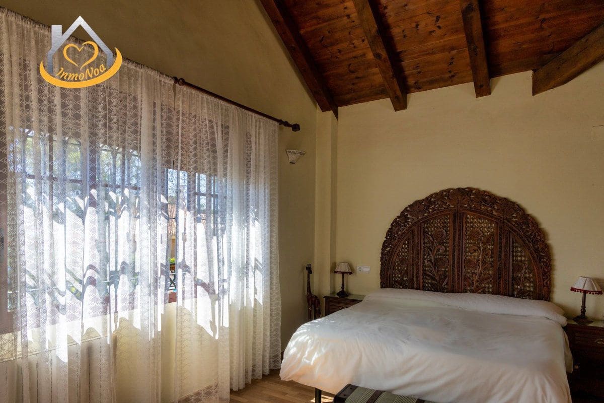 5 soveværelse Villa til salg i Aljaraque - € 530.000 (Ref: 9780265)