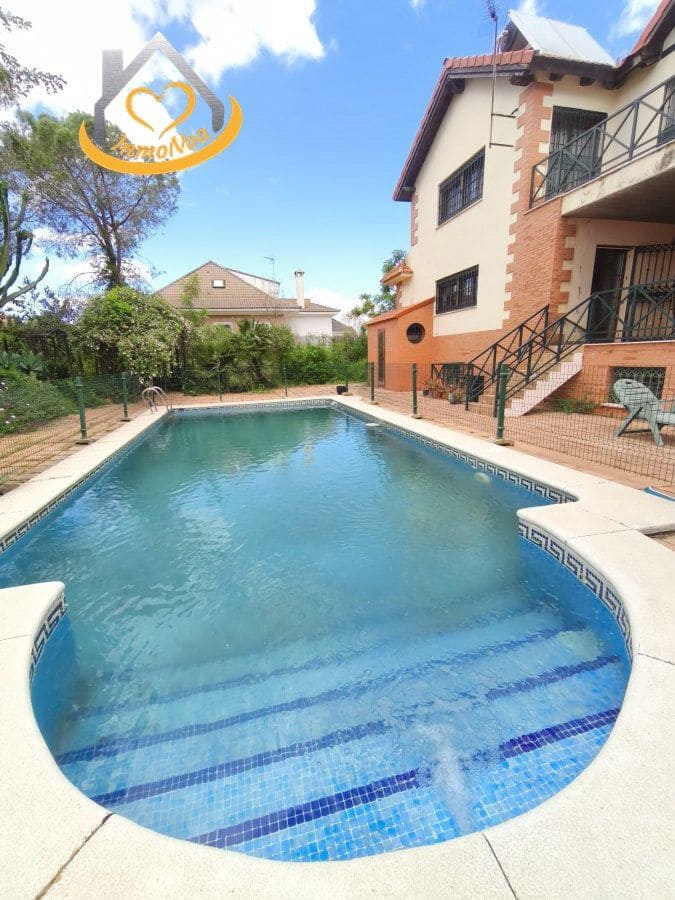 5 soveværelse Villa til salg i Aljaraque - € 530.000 (Ref: 9780265)