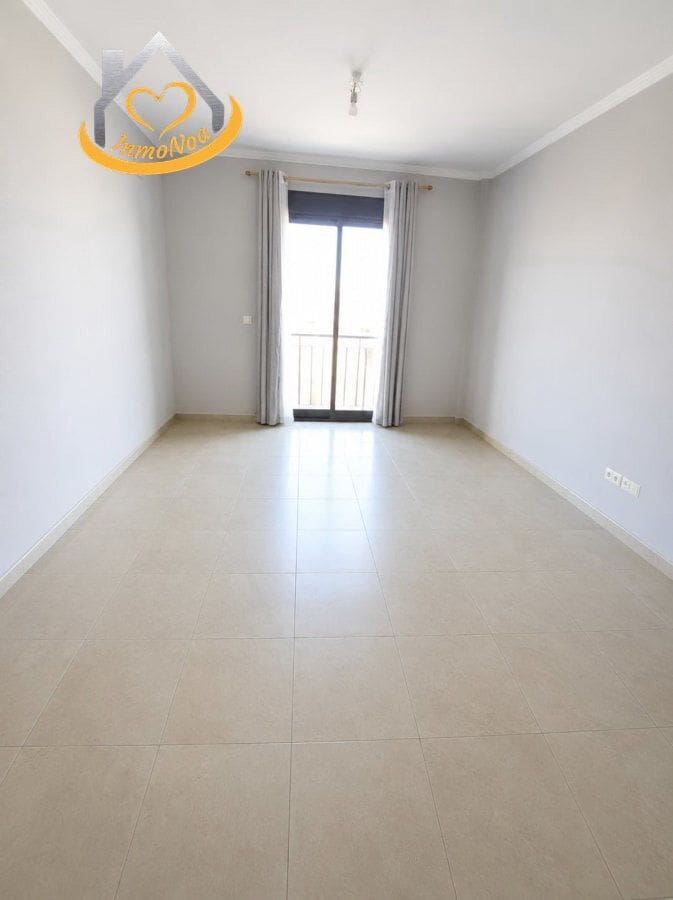 Piso de 3 habitaciones en Cartaya en venta - 120.000 € (Ref: 9849151)