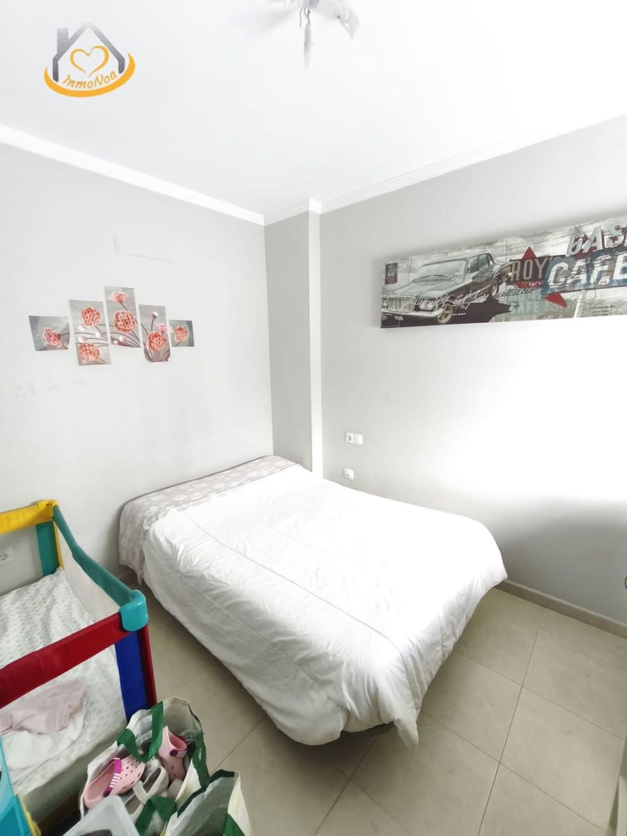 Piso de 3 habitaciones en Cartaya en venta - 120.000 € (Ref: 9849151)