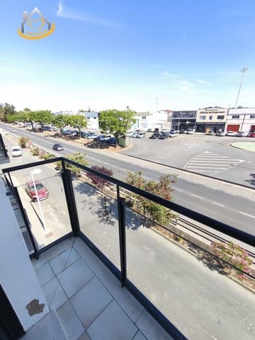 Piso de 3 habitaciones en Cartaya en venta - 120.000 € (Ref: 9849151)