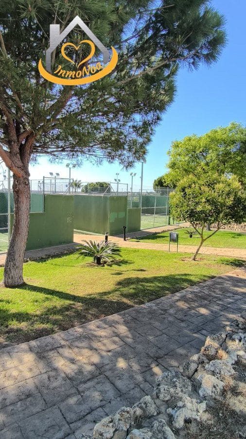 2 bedroom Apartment for sale in Islantilla - € 220,000 (Ref: 9855137)