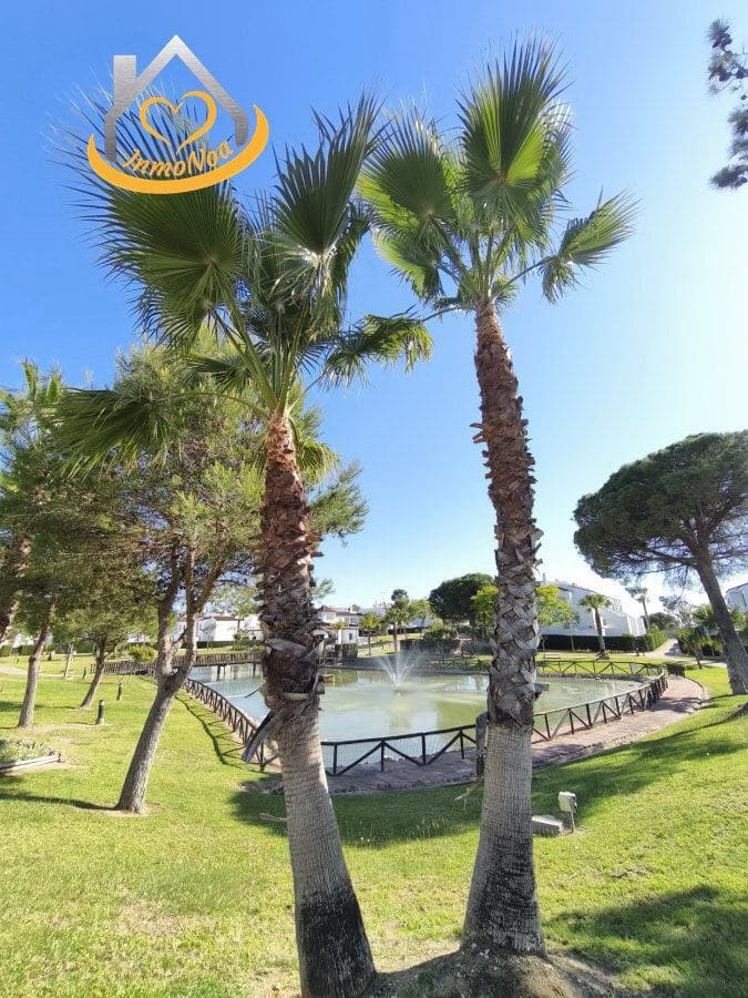 2 bedroom Apartment for sale in Islantilla - € 220,000 (Ref: 9855137)