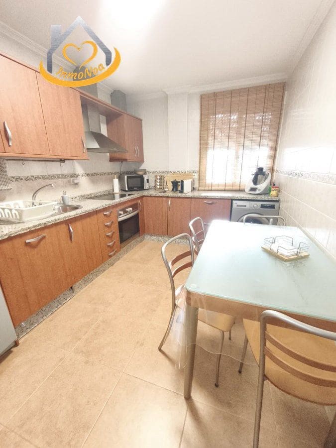 3 soveværelse Lejlighed til salg i Lepe med garage - € 155.000 (Ref: 9866727)