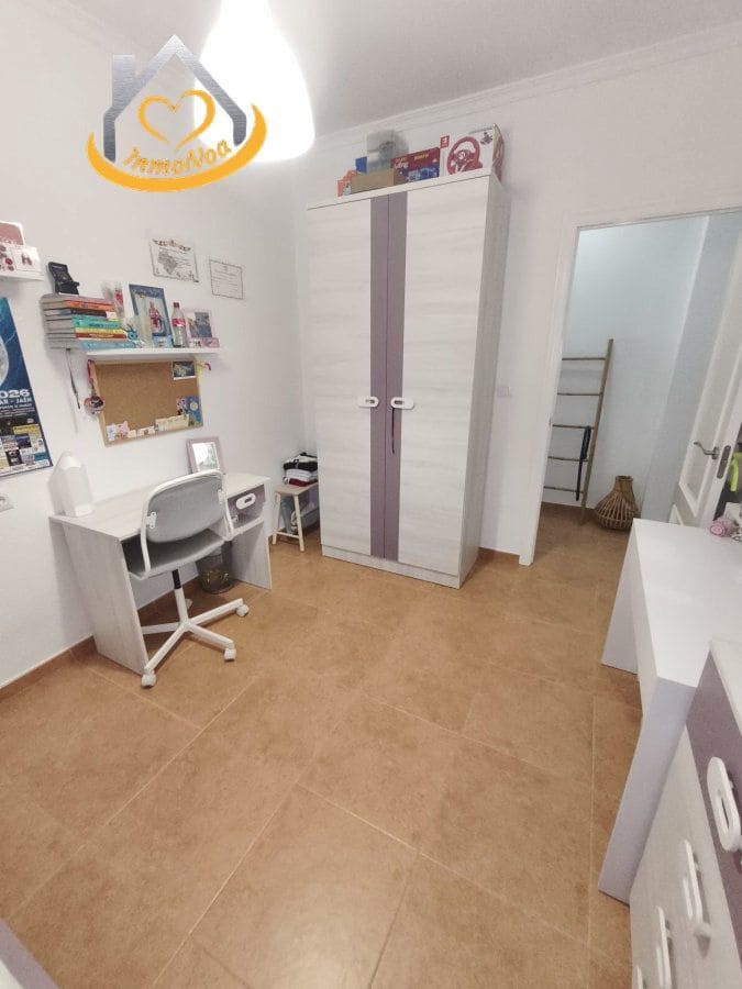 3 soveværelse Lejlighed til salg i Lepe med garage - € 155.000 (Ref: 9866727)