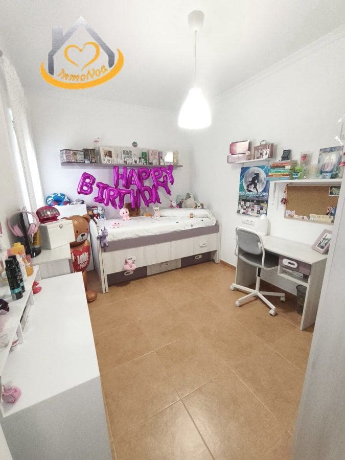 3 soveværelse Lejlighed til salg i Lepe med garage - € 155.000 (Ref: 9866727)