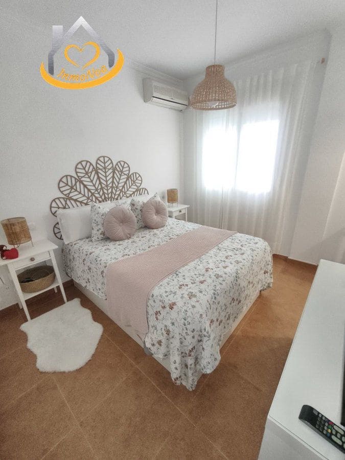 3 soveværelse Lejlighed til salg i Lepe med garage - € 155.000 (Ref: 9866727)