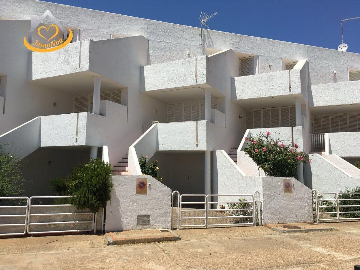 4 bedroom Villa for sale in Lepe with garage - € 450,000 (Ref: 9941838)