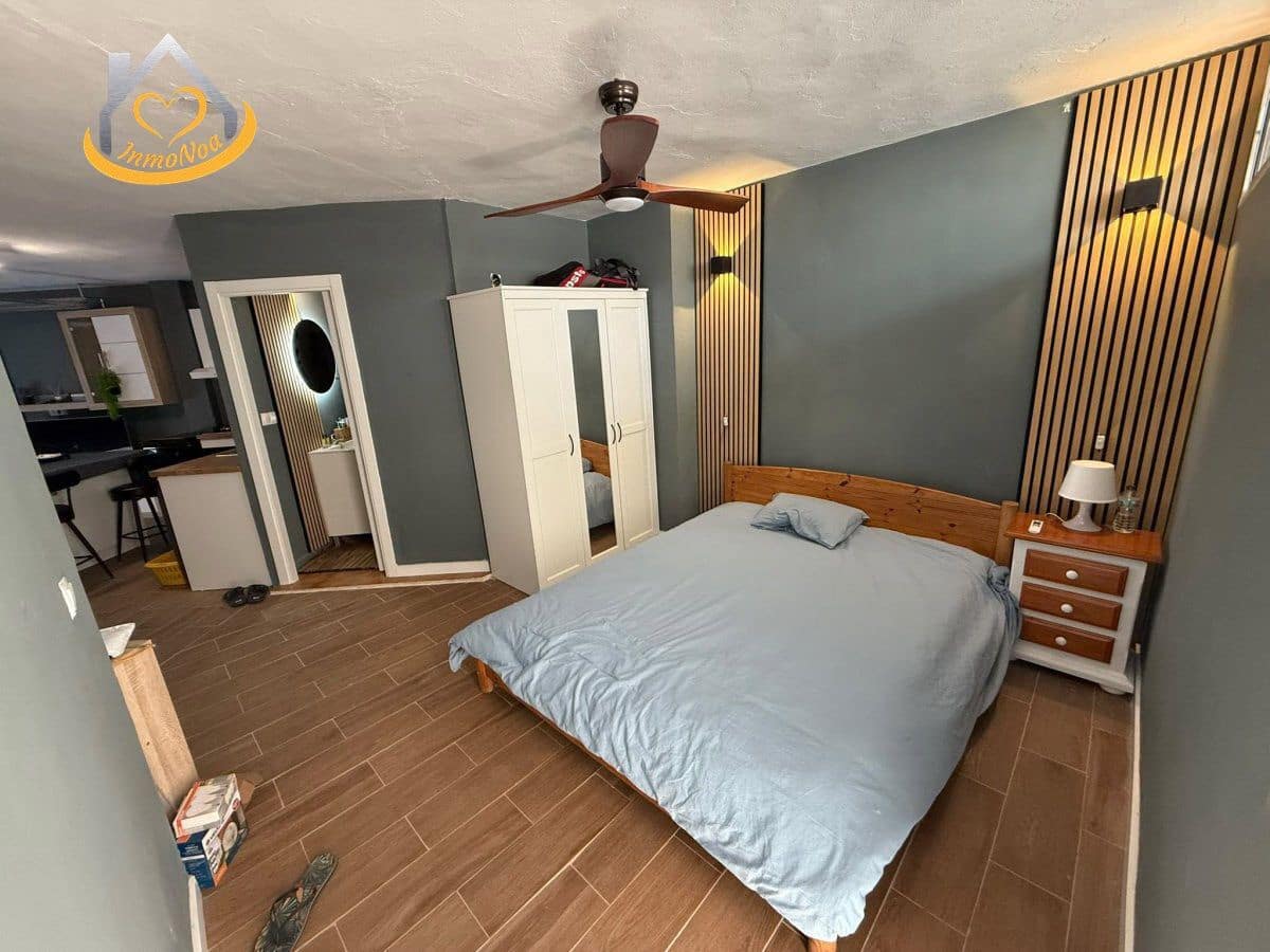 4 bedroom Villa for sale in Lepe with garage - € 450,000 (Ref: 9941838)