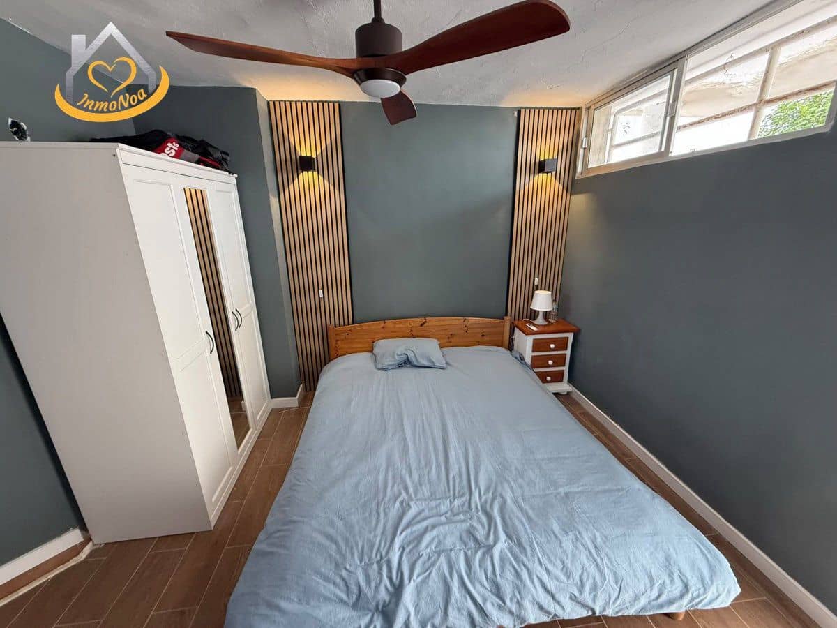 4 bedroom Villa for sale in Lepe with garage - € 450,000 (Ref: 9941838)