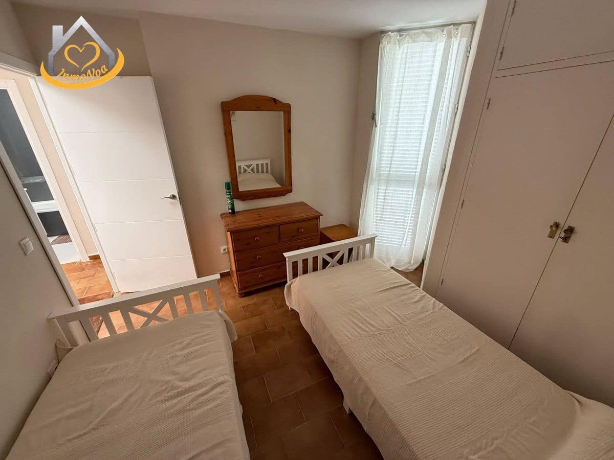 4 bedroom Villa for sale in Lepe with garage - € 450,000 (Ref: 9941838)