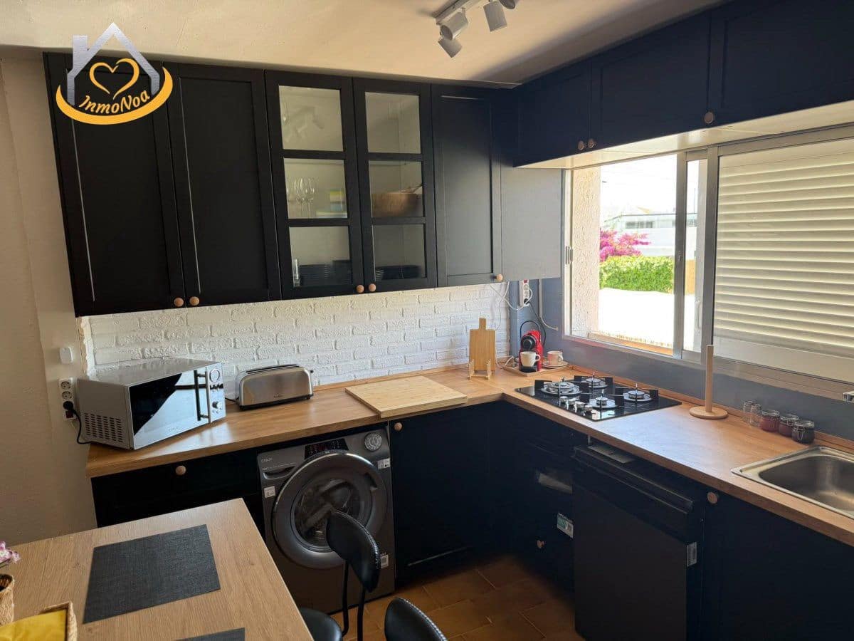 4 bedroom Villa for sale in Lepe with garage - € 450,000 (Ref: 9941838)
