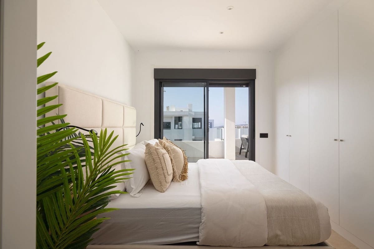 2 makuuhuone Huoneisto myytävänä paikassa Bahia de Casares mukana uima-altaan 
autotalli - 418 800 € (Ref: 9329655)