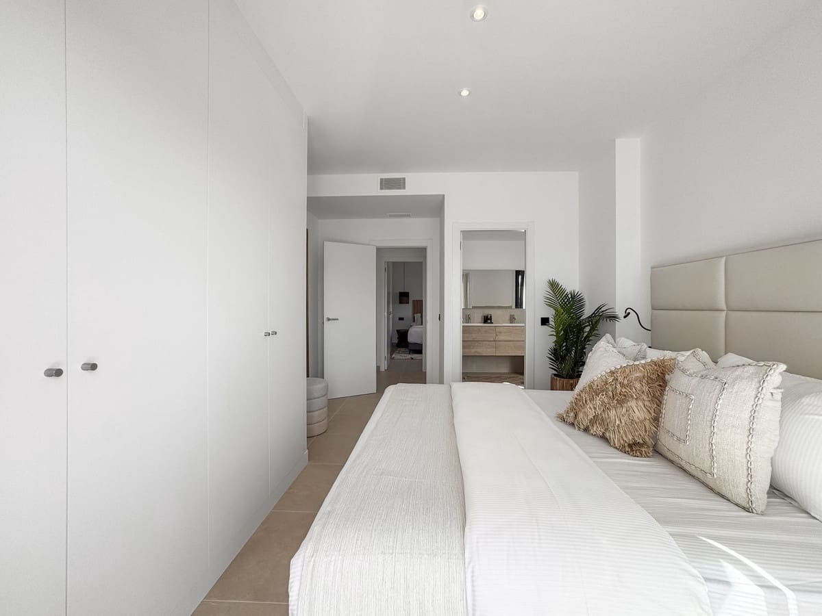 2 makuuhuone Huoneisto myytävänä paikassa Bahia de Casares mukana uima-altaan 
autotalli - 418 800 € (Ref: 9329655)