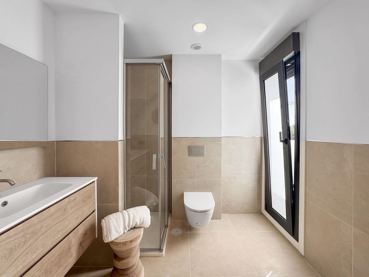 2 makuuhuone Huoneisto myytävänä paikassa Bahia de Casares mukana uima-altaan 
autotalli - 418 800 € (Ref: 9329655)