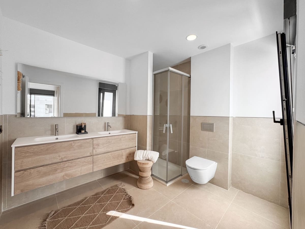 2 makuuhuone Huoneisto myytävänä paikassa Bahia de Casares mukana uima-altaan 
autotalli - 418 800 € (Ref: 9329655)