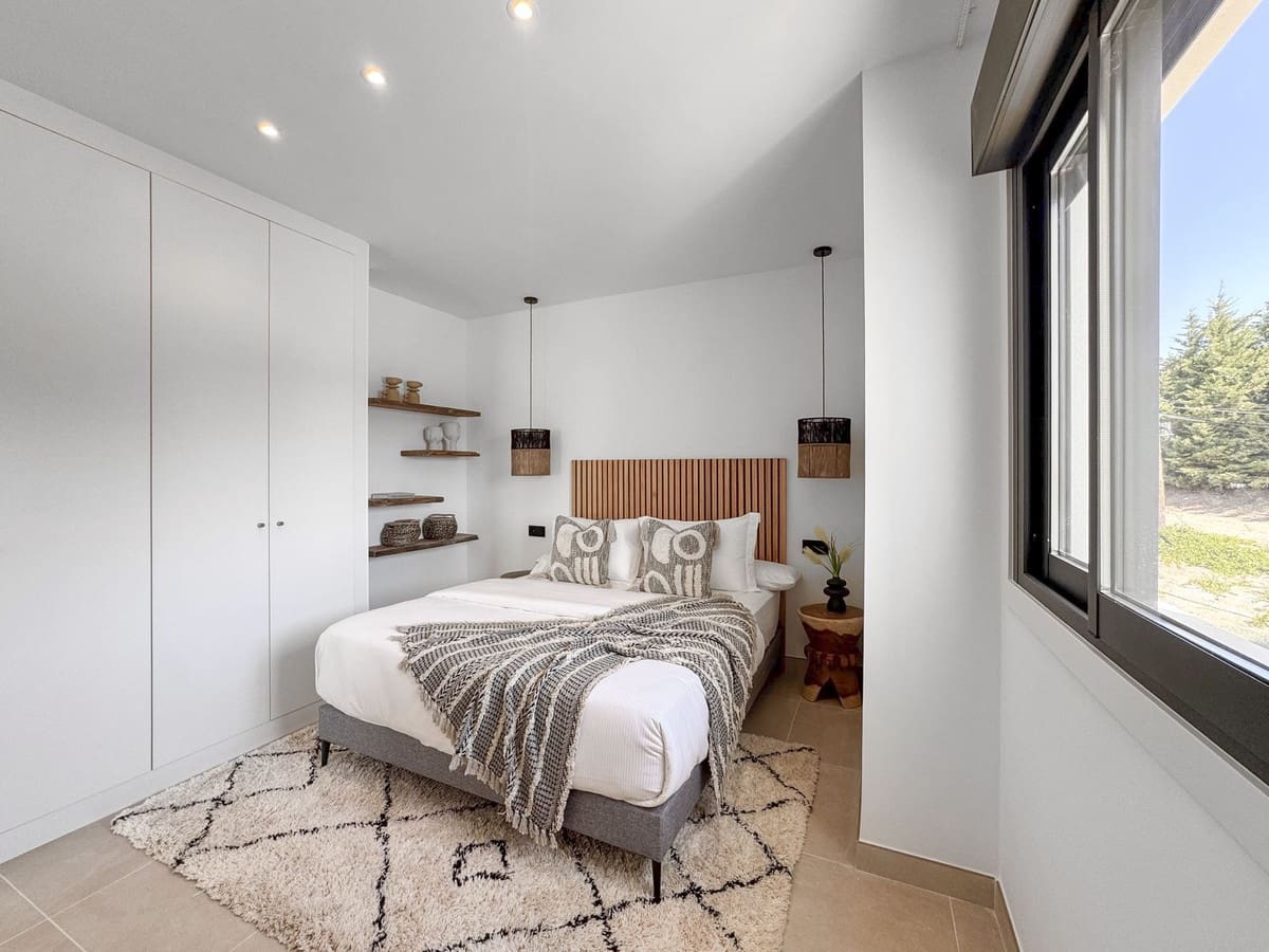 2 makuuhuone Huoneisto myytävänä paikassa Bahia de Casares mukana uima-altaan 
autotalli - 418 800 € (Ref: 9329655)