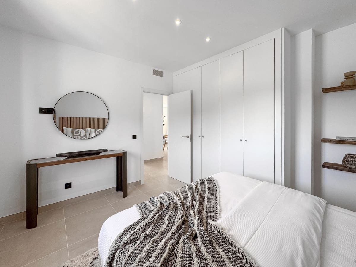 2 makuuhuone Huoneisto myytävänä paikassa Bahia de Casares mukana uima-altaan 
autotalli - 418 800 € (Ref: 9329655)