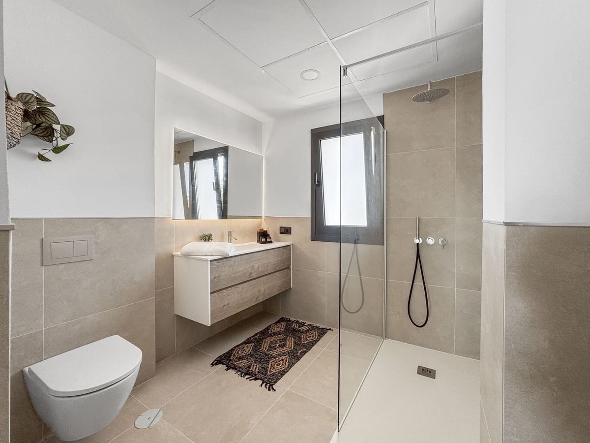 2 makuuhuone Huoneisto myytävänä paikassa Bahia de Casares mukana uima-altaan 
autotalli - 418 800 € (Ref: 9329655)