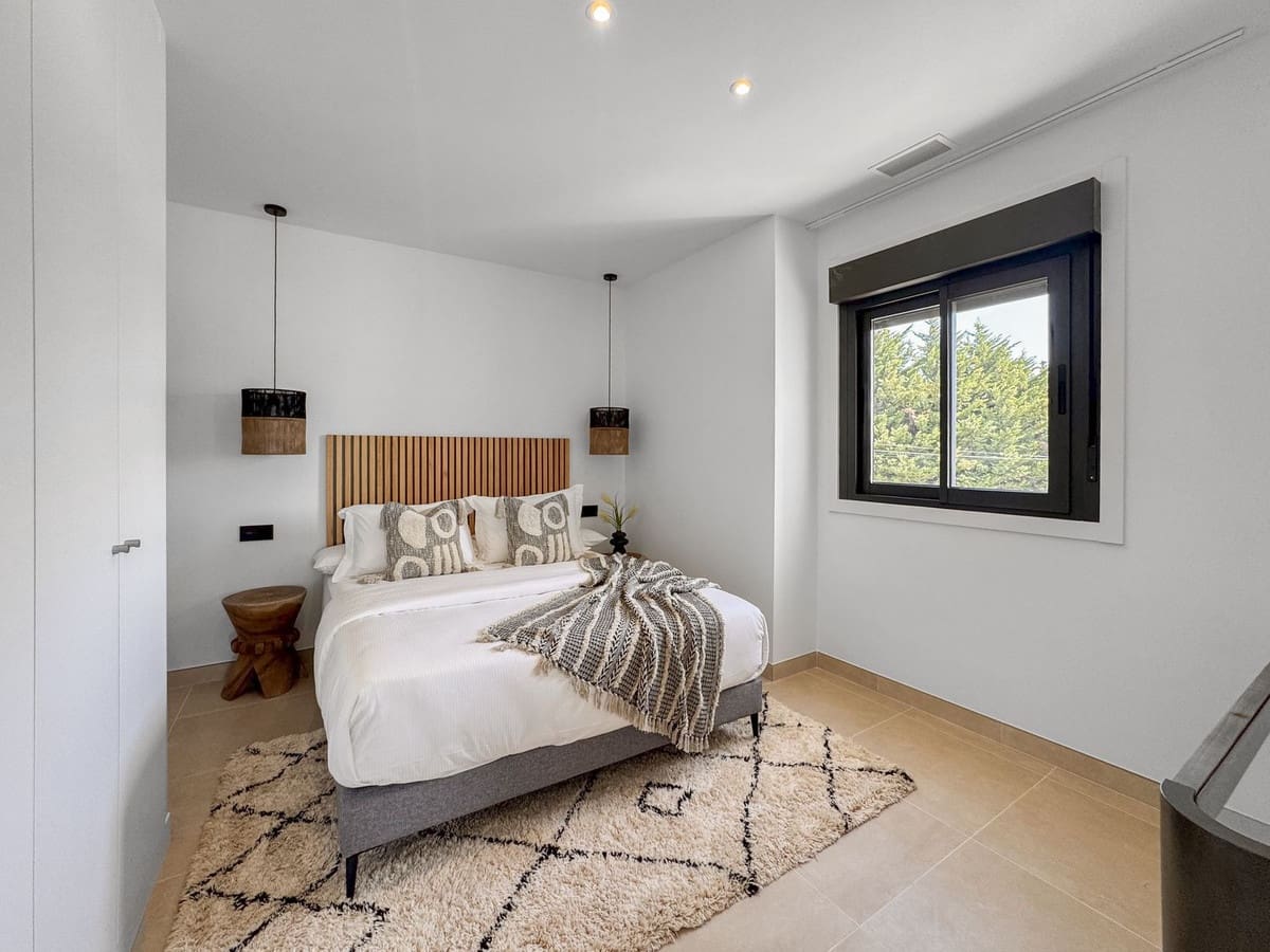 2 makuuhuone Huoneisto myytävänä paikassa Bahia de Casares mukana uima-altaan 
autotalli - 418 800 € (Ref: 9329655)