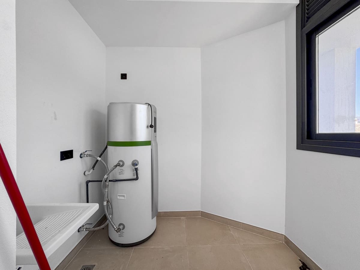 2 makuuhuone Huoneisto myytävänä paikassa Bahia de Casares mukana uima-altaan 
autotalli - 418 800 € (Ref: 9329655)