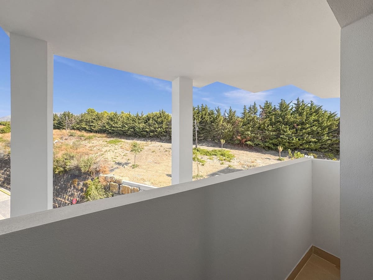 2 makuuhuone Huoneisto myytävänä paikassa Bahia de Casares mukana uima-altaan 
autotalli - 418 800 € (Ref: 9329655)