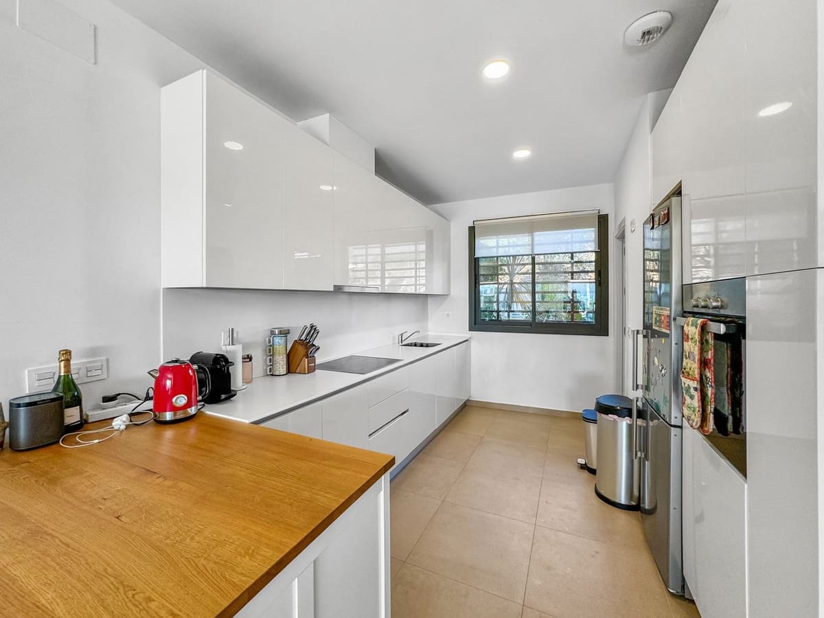 4 slaapkamer Huis te koop in Manilva met zwembad garage - € 487.000 (Ref: 9329657)