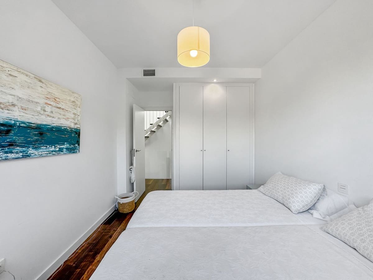 4 slaapkamer Huis te koop in Manilva met zwembad garage - € 487.000 (Ref: 9329657)