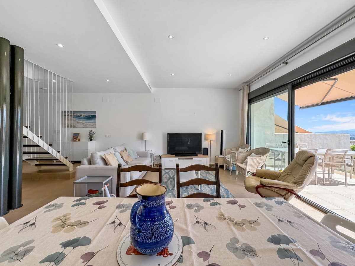 4 slaapkamer Huis te koop in Manilva met zwembad garage - € 487.000 (Ref: 9329657)