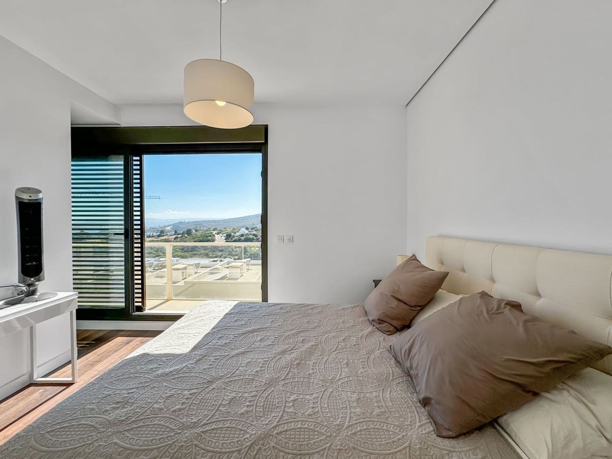 4 slaapkamer Huis te koop in Manilva met zwembad garage - € 487.000 (Ref: 9329657)