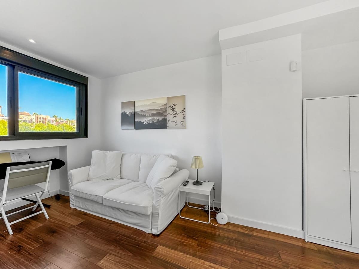 4 slaapkamer Huis te koop in Manilva met zwembad garage - € 487.000 (Ref: 9329657)