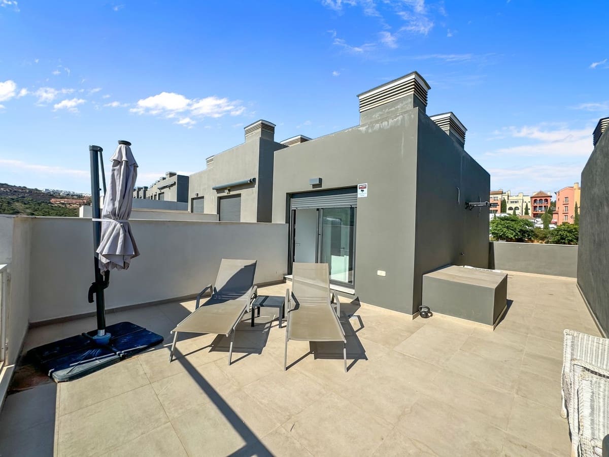 4 slaapkamer Huis te koop in Manilva met zwembad garage - € 487.000 (Ref: 9329657)