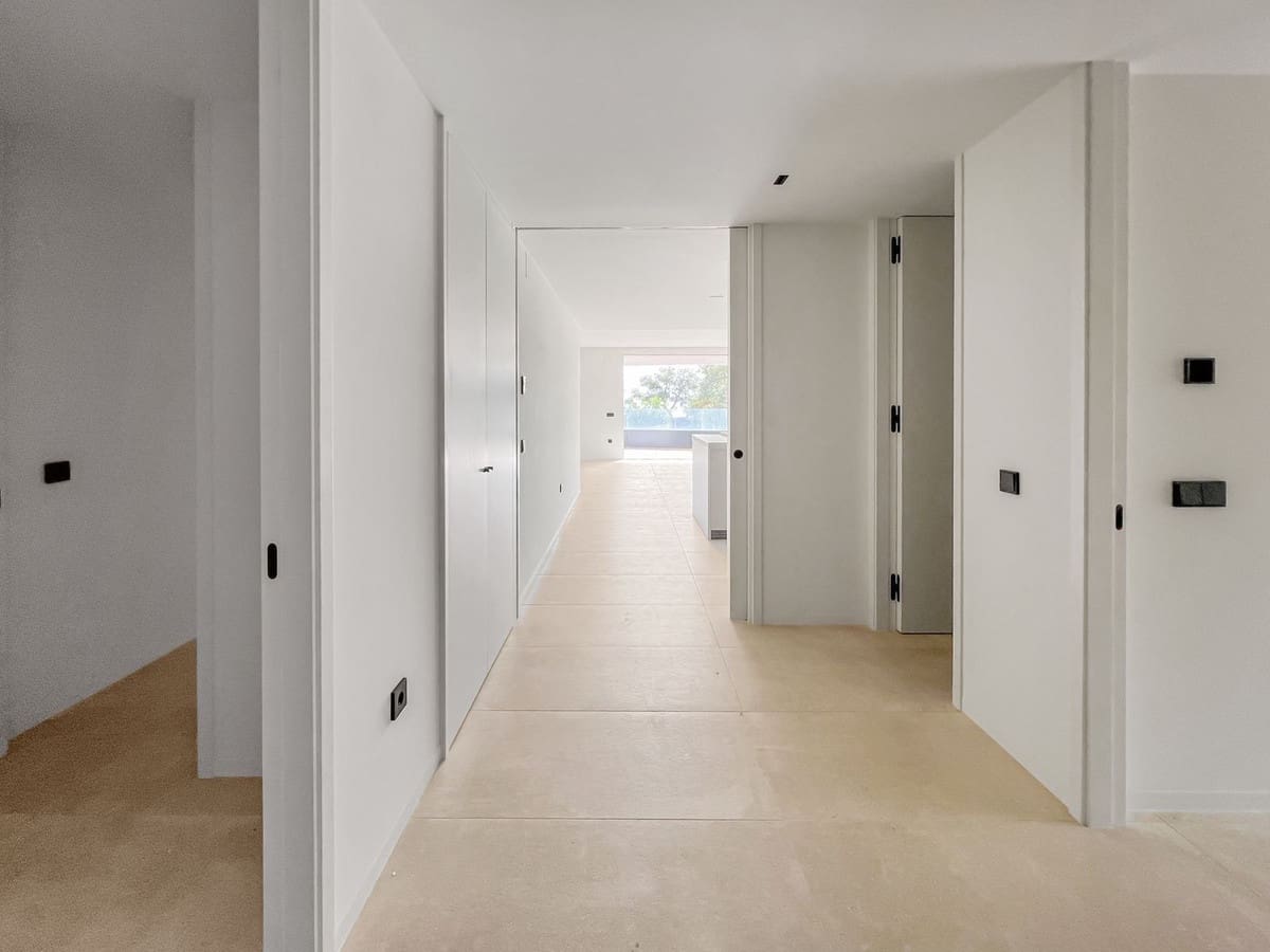 Apartamento de 2 habitaciones en Sotogrande en venta con piscina garaje - 950.000 € (Ref: 9329658)