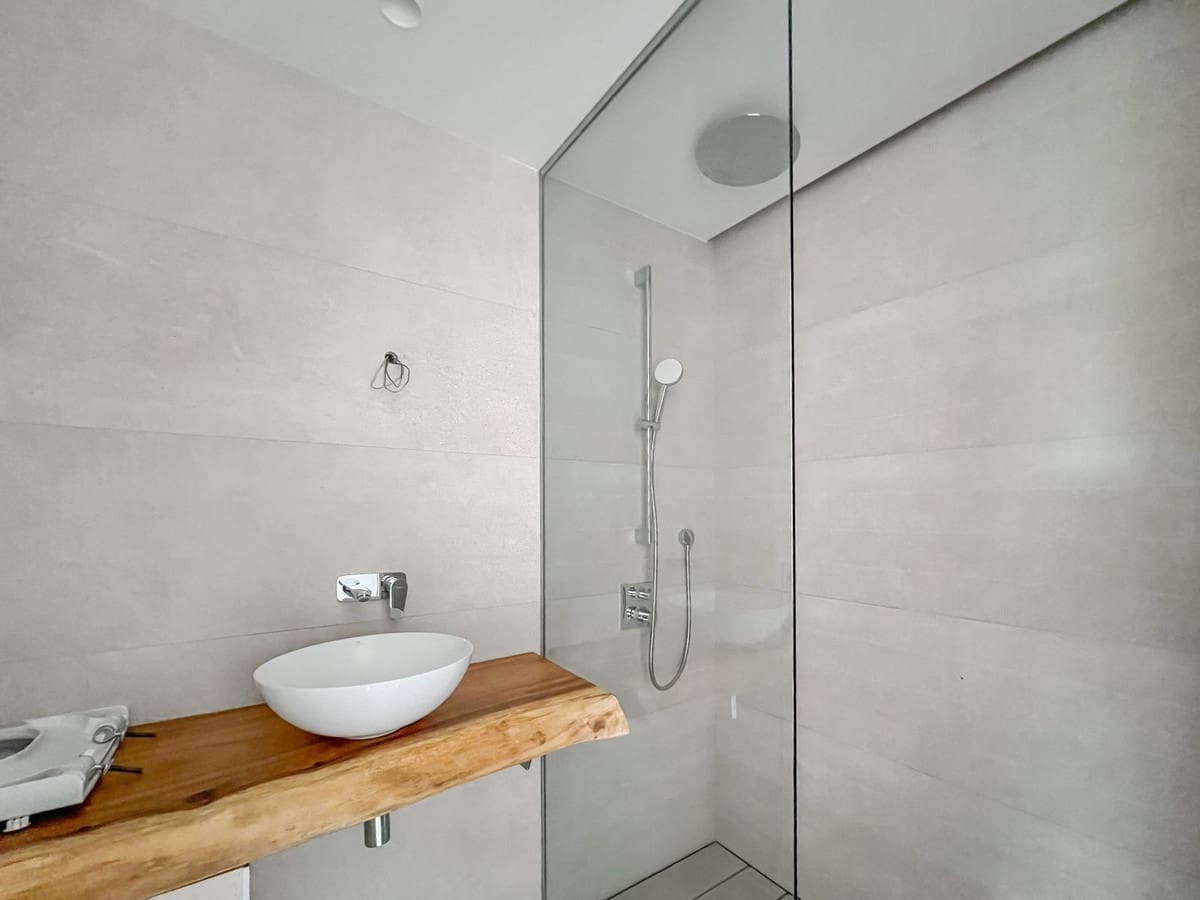 Apartamento de 2 habitaciones en Sotogrande en venta con piscina garaje - 950.000 € (Ref: 9329658)