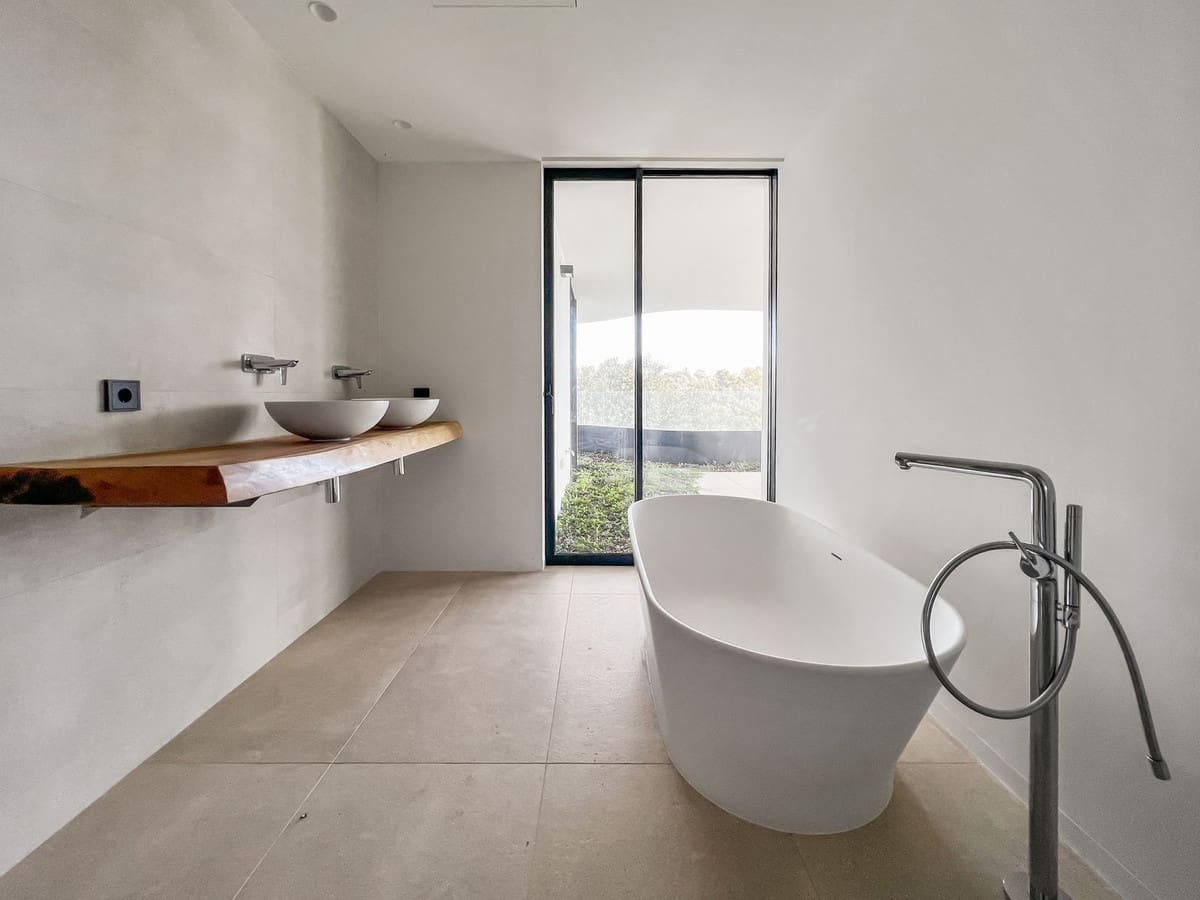 Apartamento de 2 habitaciones en Sotogrande en venta con piscina garaje - 950.000 € (Ref: 9329658)