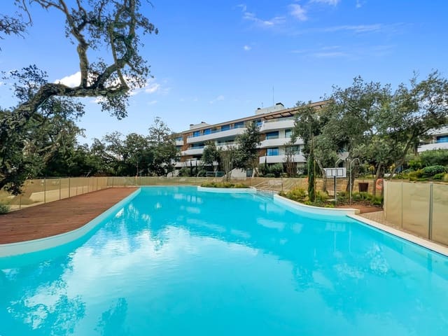 2 sypialnia Apartament na sprzedaż w Sotogrande Alto, San Roque z basenem garażem - 950 000 € (Ref: 9329658)