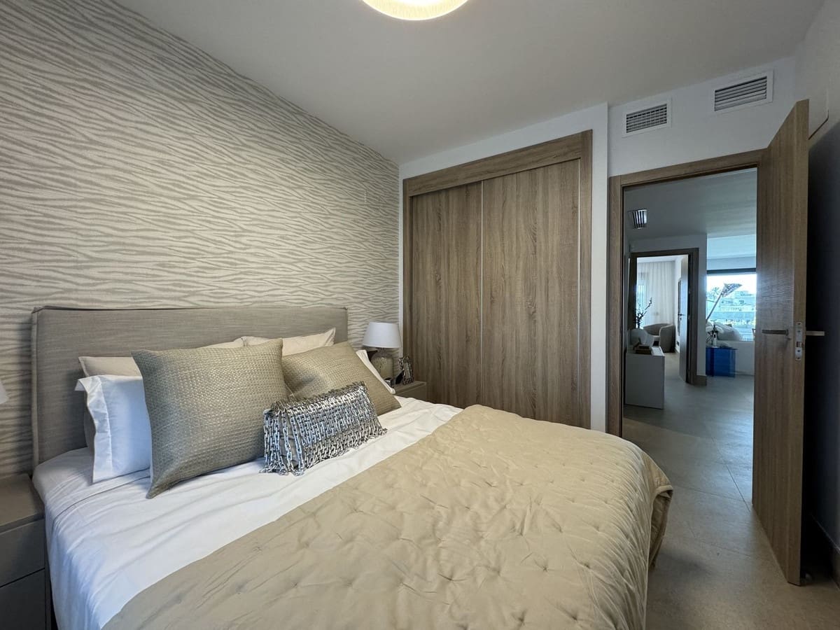 2 sovrum Lägenhet till salu i Bahia de Casares med pool garage - 395 000 € (Ref: 9329659)